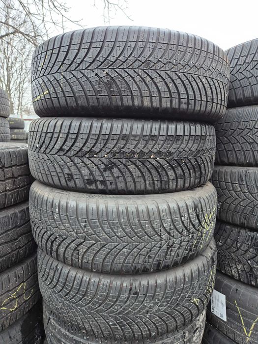 Anvelope VARA IARNA 4Sezoane 215/60/17 - GoodYear APP NOI DOT 2023
