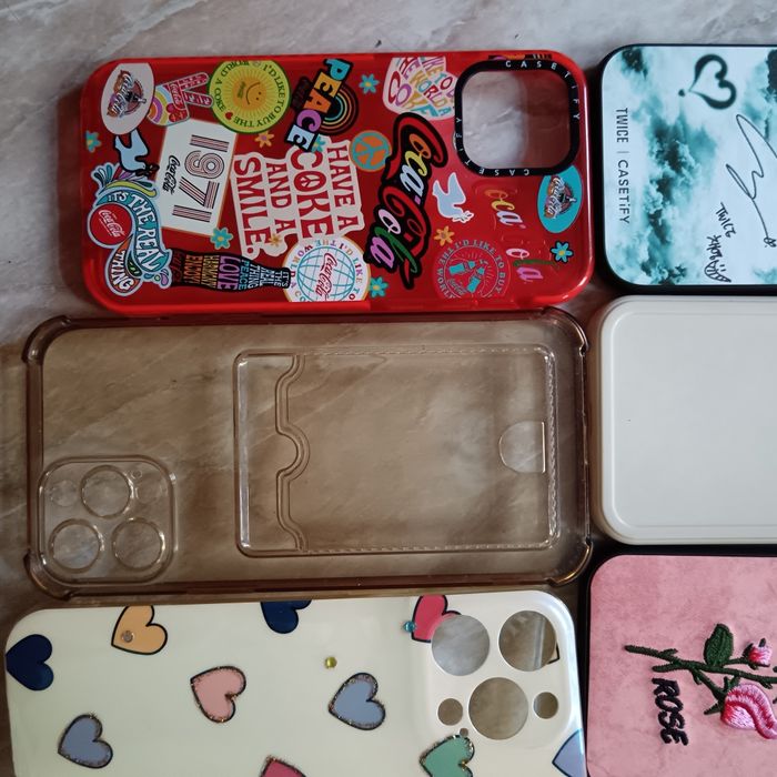 Продам чехлы на тел. Айфон