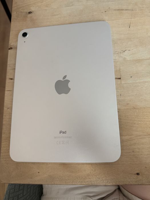 IPad 10.9, an 2022, 64 GB