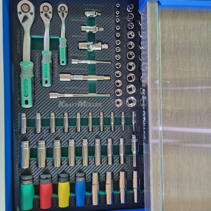 Dulap cu scule adus din Germania NOU cu motor albastru scule profesion