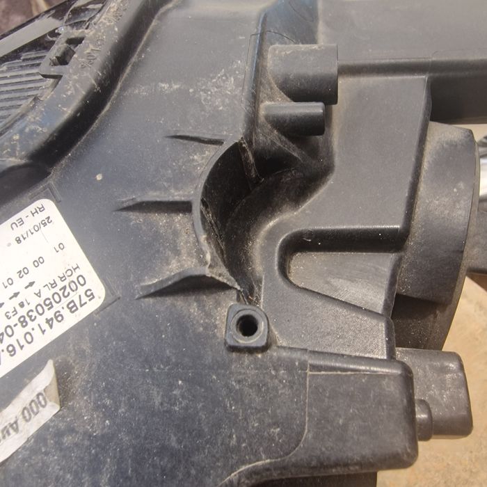 Skoda Karoq 2018 десен фар