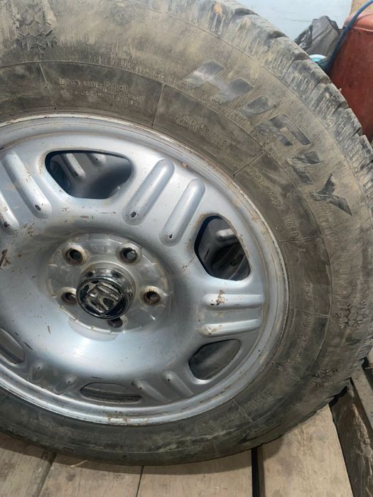 Продам автошины  с дисками