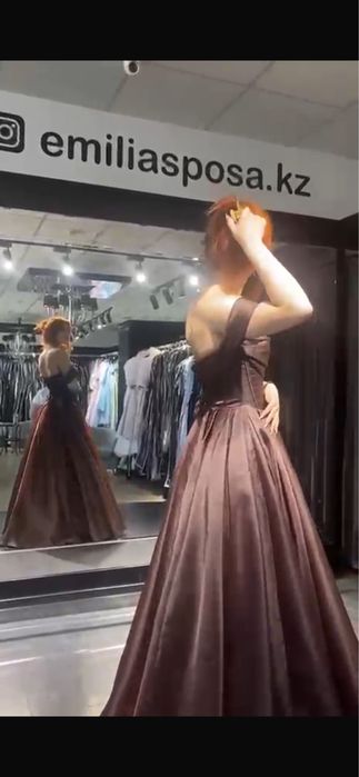 Вечернее пышное платье