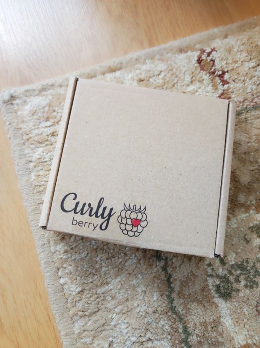 Curly berry, ръчно изработени обеци