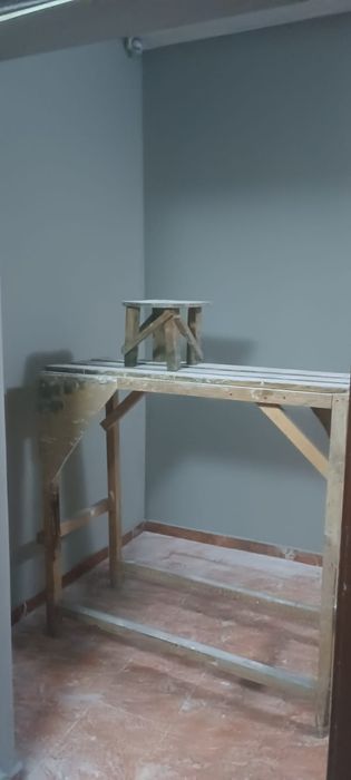 Покраска стен и потолов