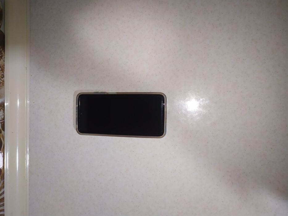 Redmi10  karobka dokumenti bor!