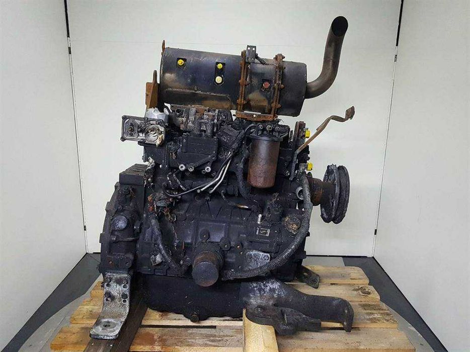Motor complet Yanmar 4NTV98C-STX - Piese de motor Yanmar
