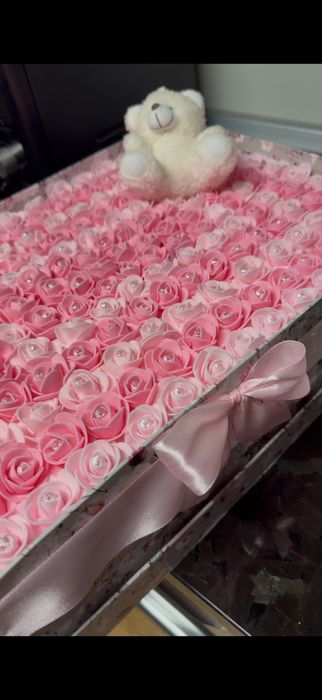 Vand buchet imens de trandafiri din sapun, cu usulet