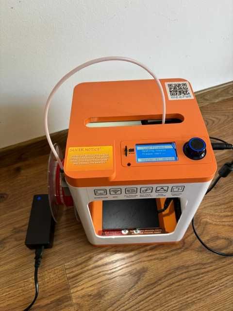 Imprimanta 3D TINA2 S perfect functionala, ideala pentru copii si incepatori