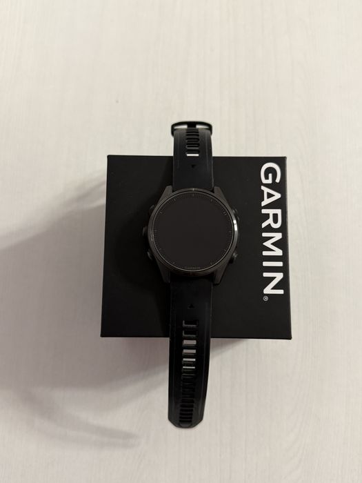 Garmin Fenix 8 43мм
