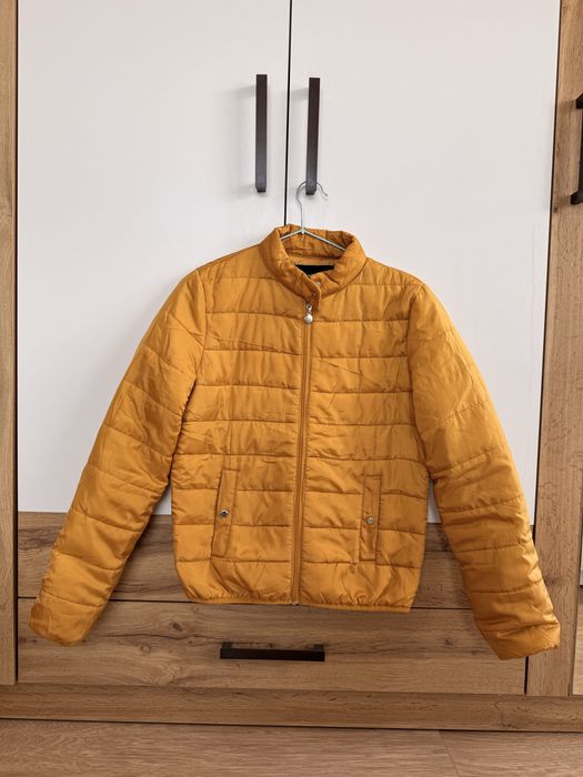 Дамски якета - bershka, stradivarius