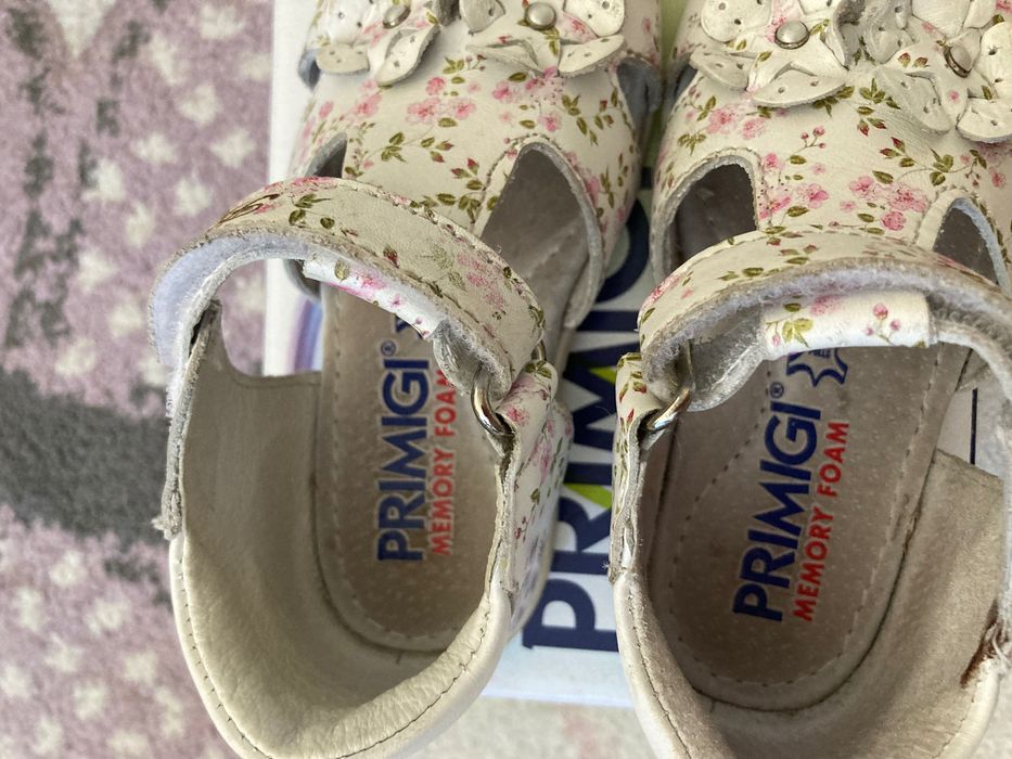 Детски сандали Primigi