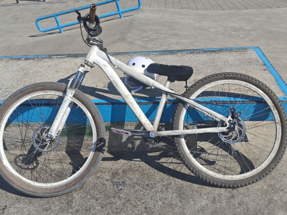 Велосипед - дёрт джамп