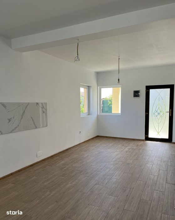 SUPER OFERTA : Casa de vanzare P+1+M Gilau Vest