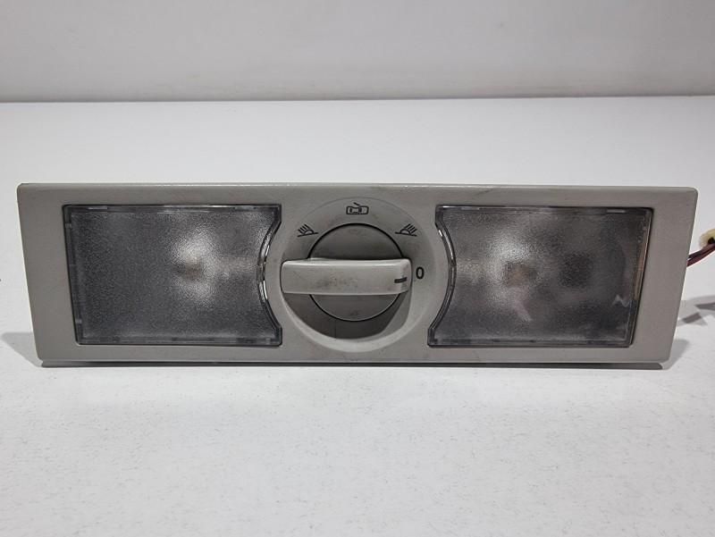 Plafoniera - lampa mijloc Volkswagen Sharan 7N 6Q0947291B