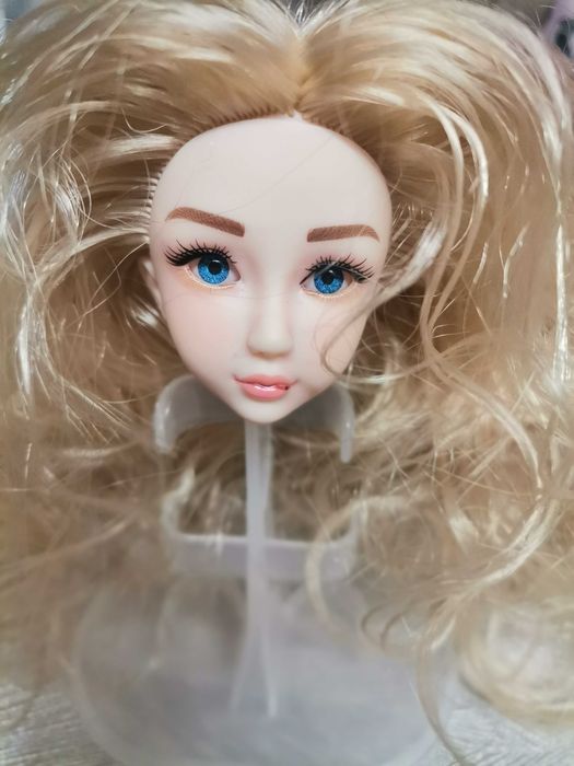 Изгодно - лотове глави на кукли Barbie bie