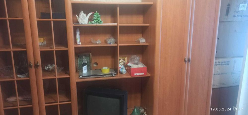 Стенка в гостинную