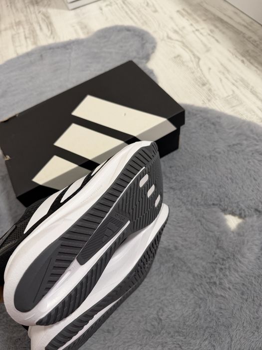 Оригинални маратонки Adidas