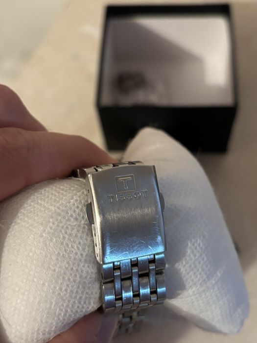 Продам наручные часы Tissot