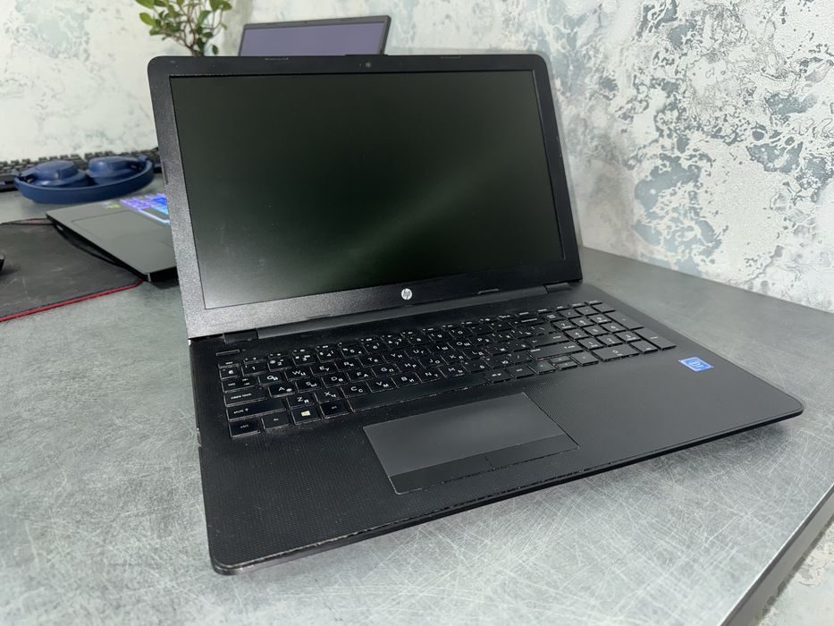 Ноутбук от HP с коробкой
