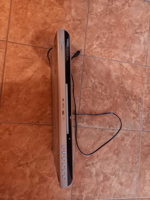 dvd player enzer E5548