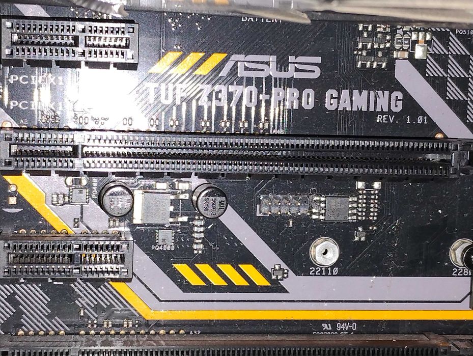 Asus Tuf Z370-Pro I5 9400F 8GB RAM 8GB Sapphire Nitro+ RX470