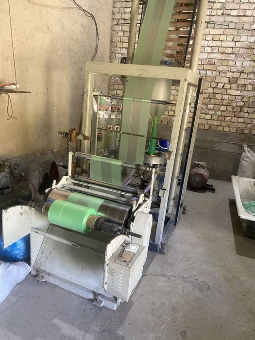 Салафан пакет станок сотилади