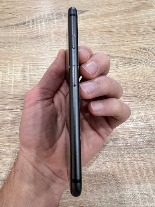 iPhone 8 64GB, цвят Space Grey