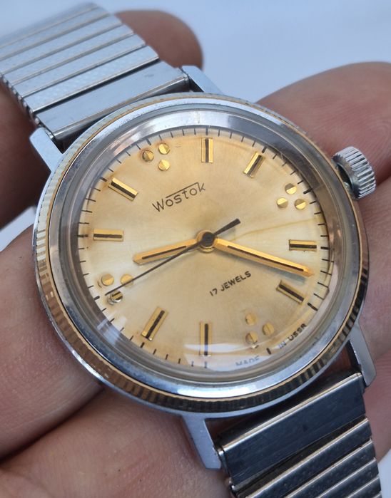 Ceas bărbătesc Wostok 011158, vintage, mecanic, fabricat în URSS, din oțel inoxidabil, rezistent la apă (WR), 17 rubine.