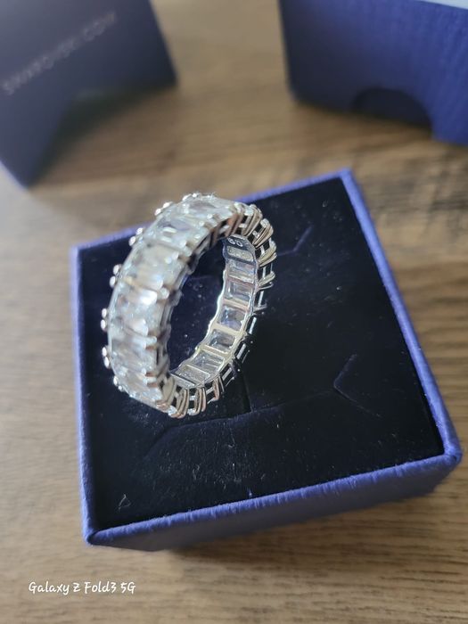 Swarovski пръстен