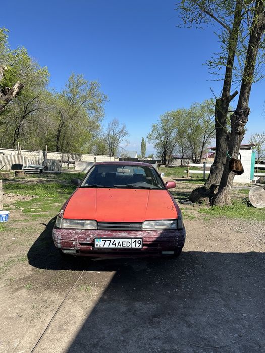 Мазда 626 на ходу