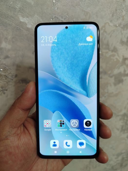 Redmi Not12pro. 6/128gb sotladi.