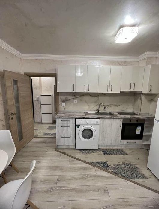 Дава се под наем Двустаен апартамент в Пловдив, Христо Смирненски - 65 кв.м за 450 € - Снимка #3