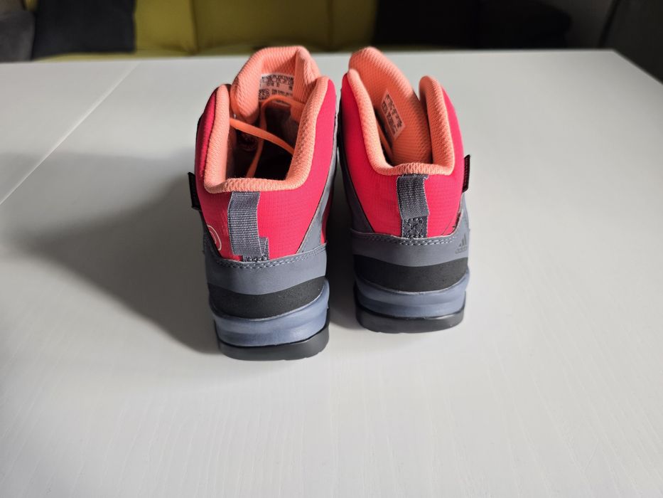 Ghete Adidas marime 32