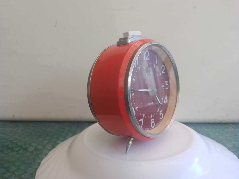 Ceas desteptator de masa-mecanic JNSA fabricatie fosta YUGOSLAVIA
