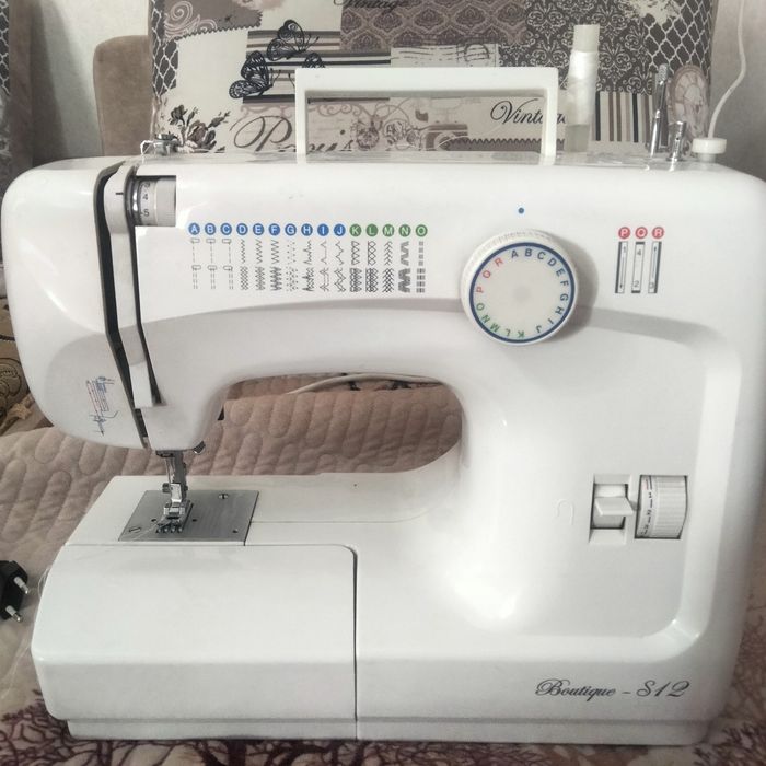 Швейная машина в хорошем состоянии
