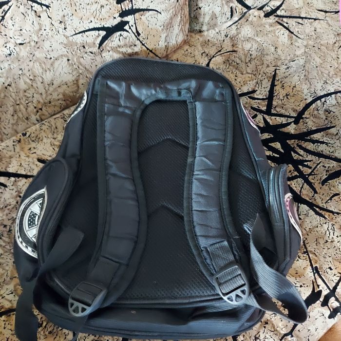 Рюкзак  школьный