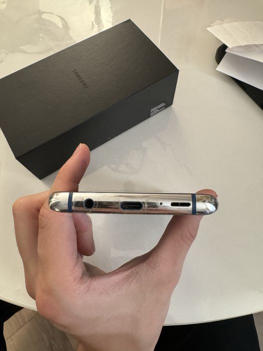 Samsung s9 plus в идеальном состояние