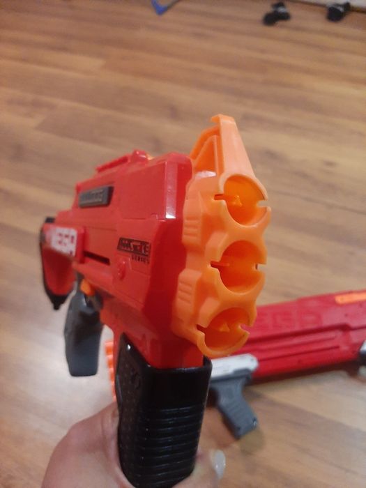 Продаётся бластер NERF MEGA оригинал