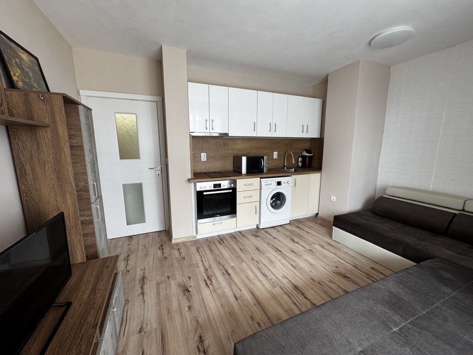 Дава се под наем Едностаен апартамент в Пловдив, Христо Смирненски - 40 кв.м за 331.5 € - Снимка #1