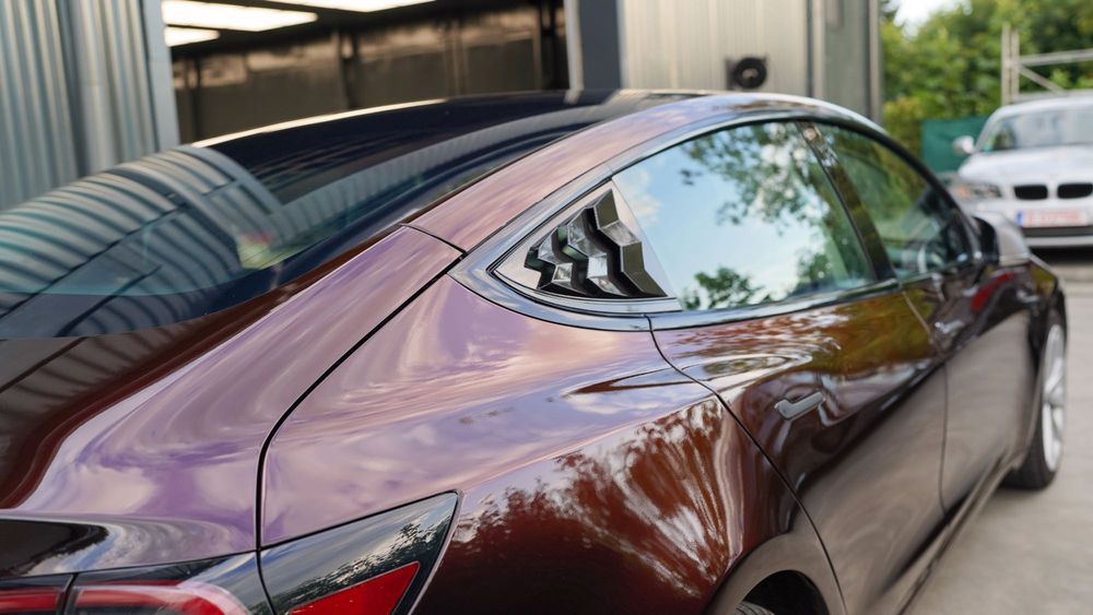 TESLA Model 3 2020 — imagine 3