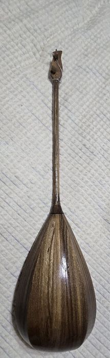 Домбыра сатылады 15к