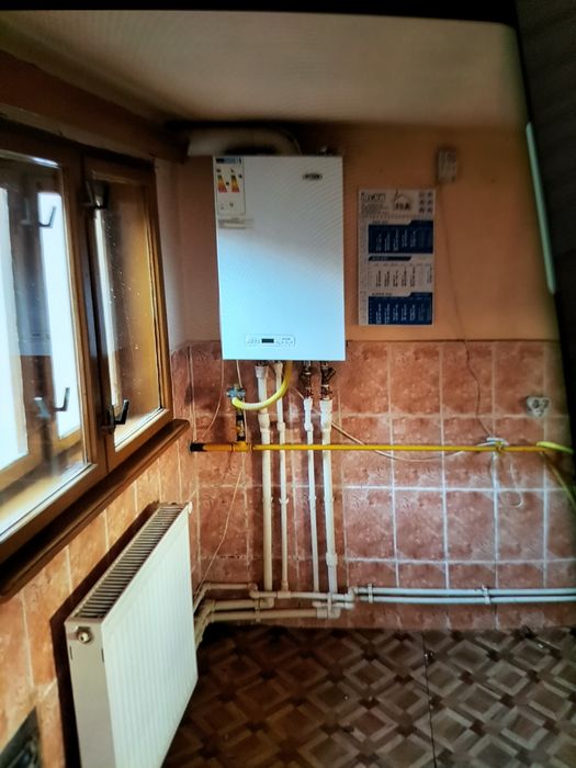 Dau in chirie casa in Oradea zona Cantemir 3 camere 400euro