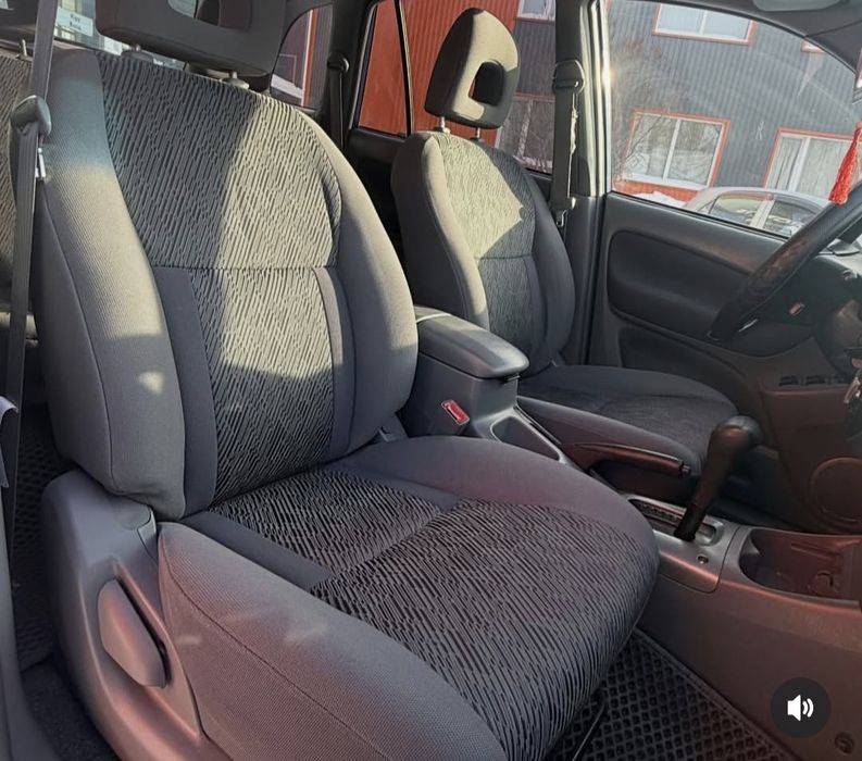 Тойота Раф4 в отличном состоянии