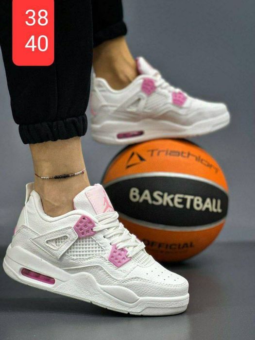 Adidasi superbi model