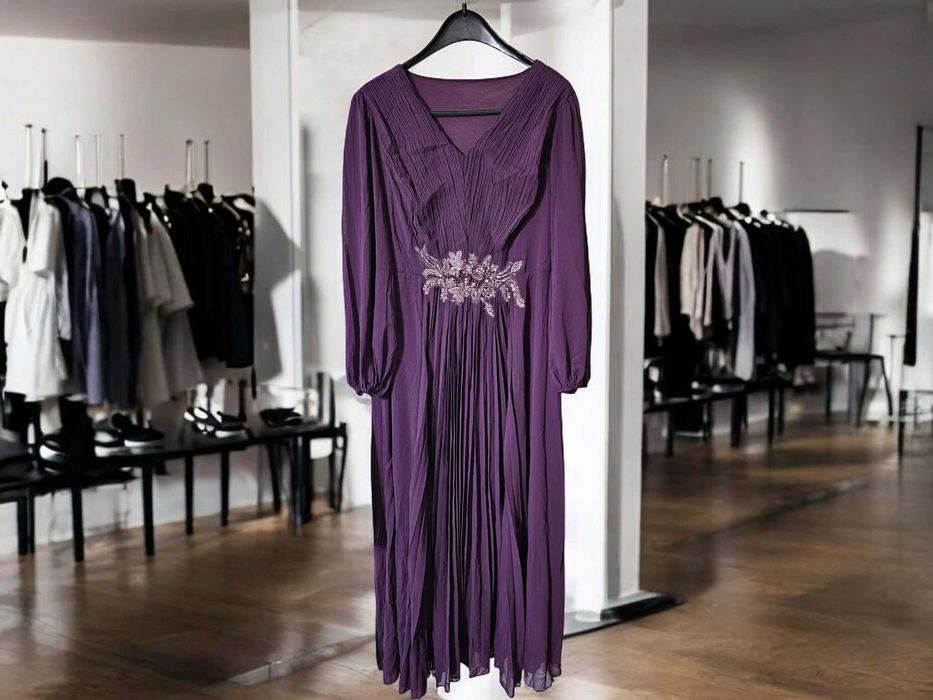 Rochie elegantă mov – perfectă pentru evenimente speciale!