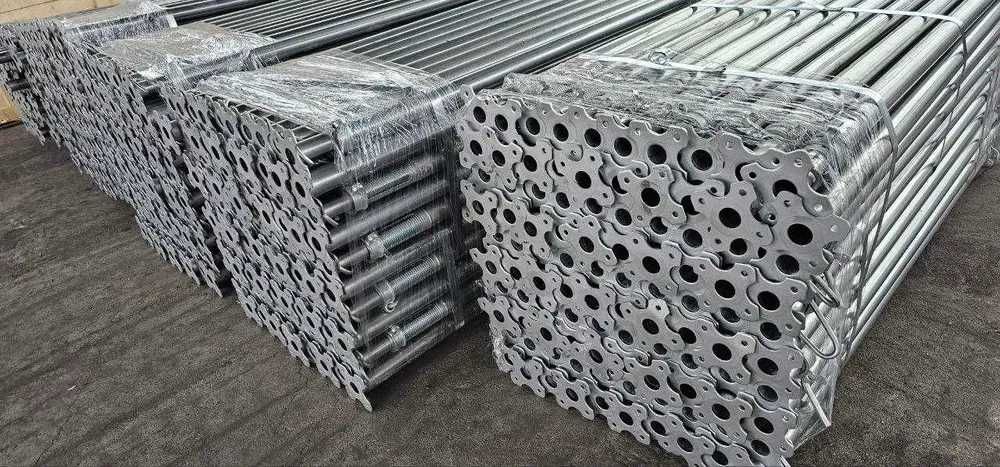 Стойка оцинкованная, балка, финская фанера, тайроты, замки.