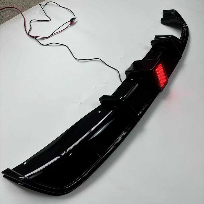 БМВ Ф30 F31 BMW F30 F31 Дифузьор за задна броня LED STOP F1