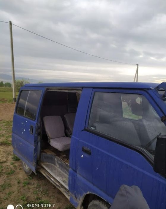 Продам авто Митсубиши Л 300