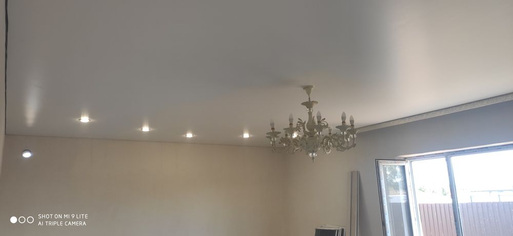 Натяжные потолки